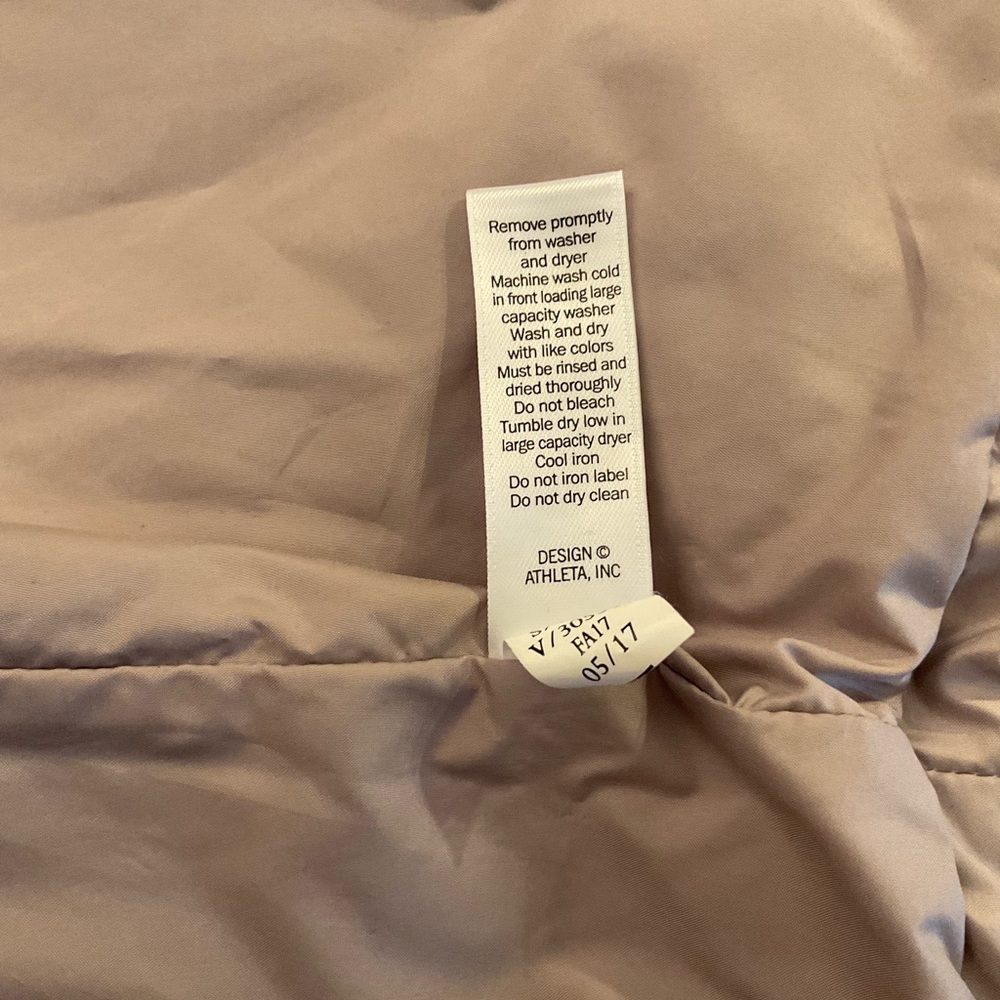 Athleta Responsible Down Jacket, Size Large - image 6